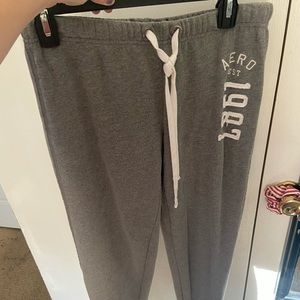 gray Aeropostale sweat pants